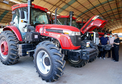 河北 備農機迎夏收，機械設備銷售升溫