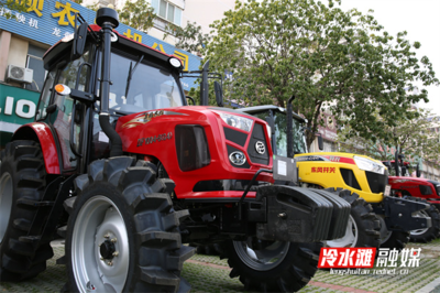 冷水灘 農(nóng)機(jī)銷售旺，全力備春耕